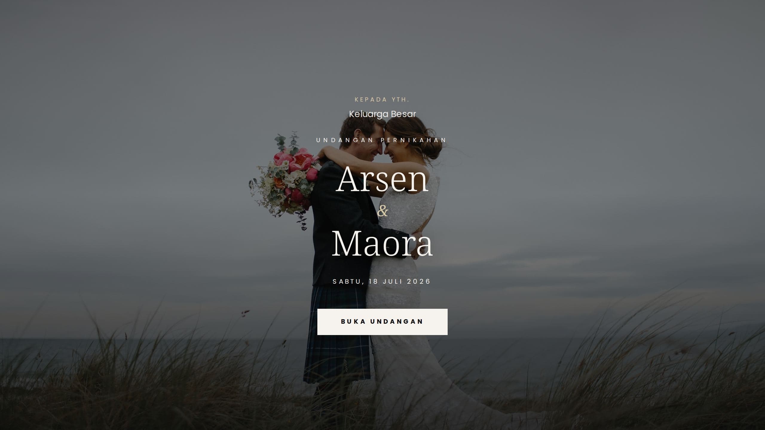 Sampul template Cinematic Wedding dengan foto pasangan